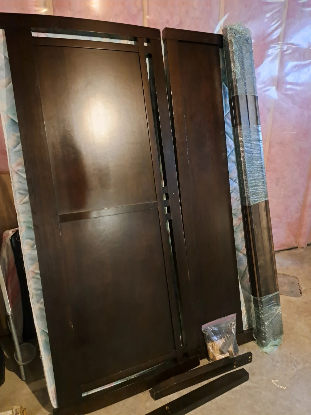 Wood bed frame for king size mattress - photo 2