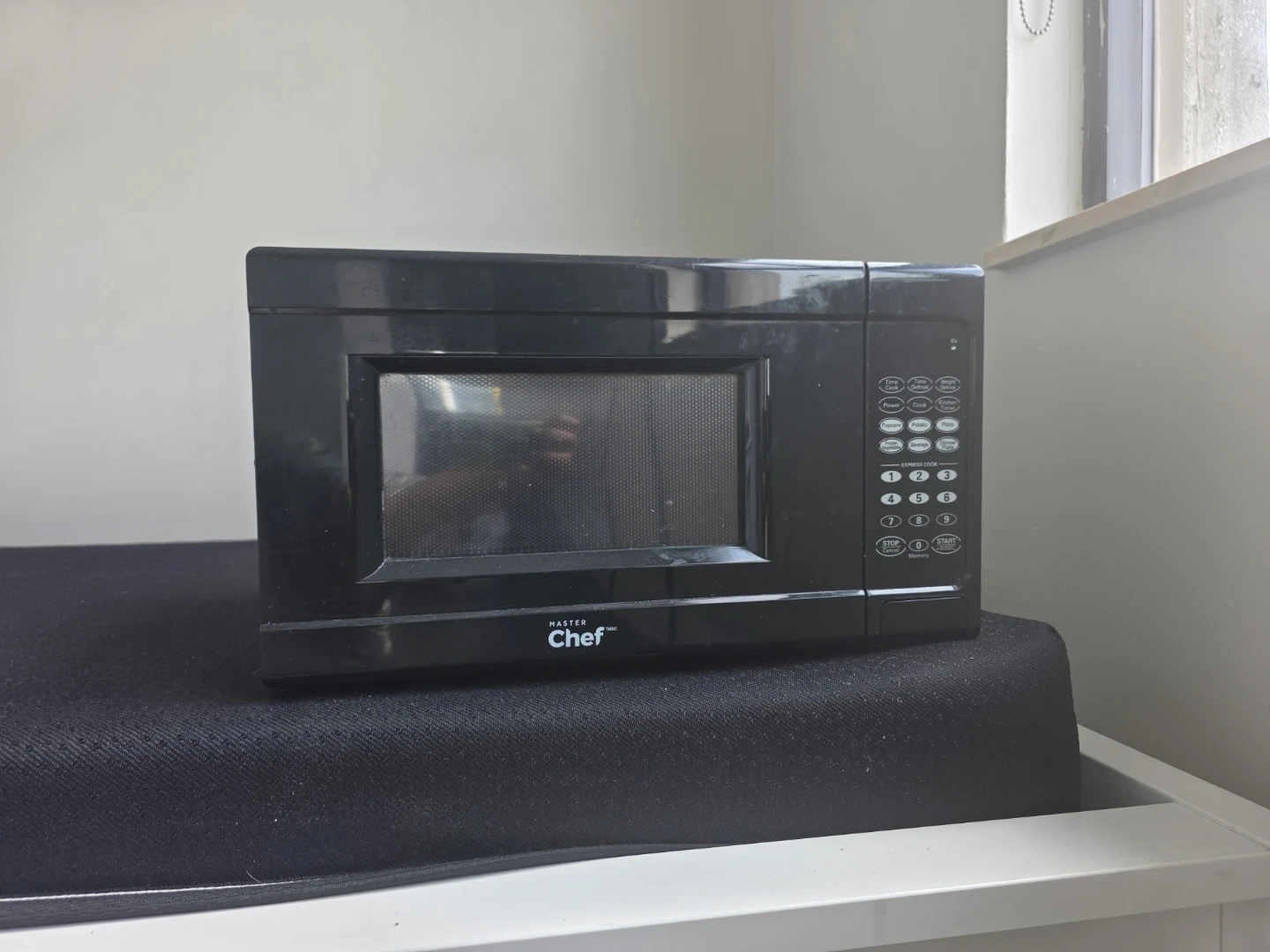 Master Chef Microwave Oven Black