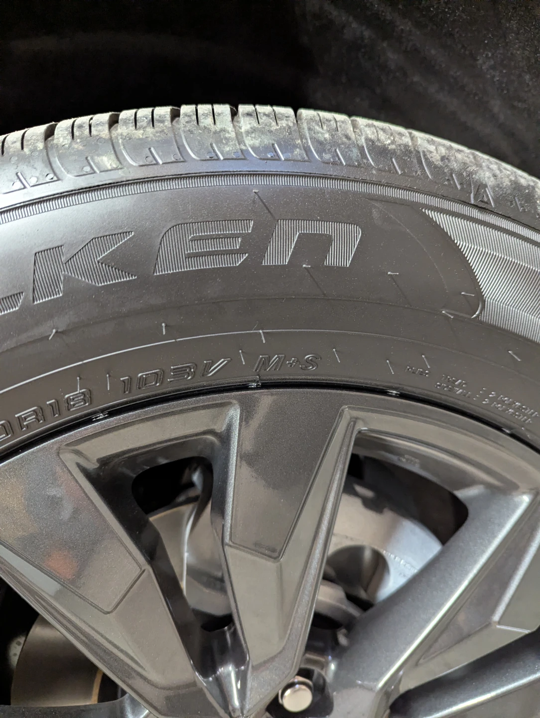 Falken Ziex ZE001 A/S 235/60R18 All-Season set of 4 tires only - photo 3