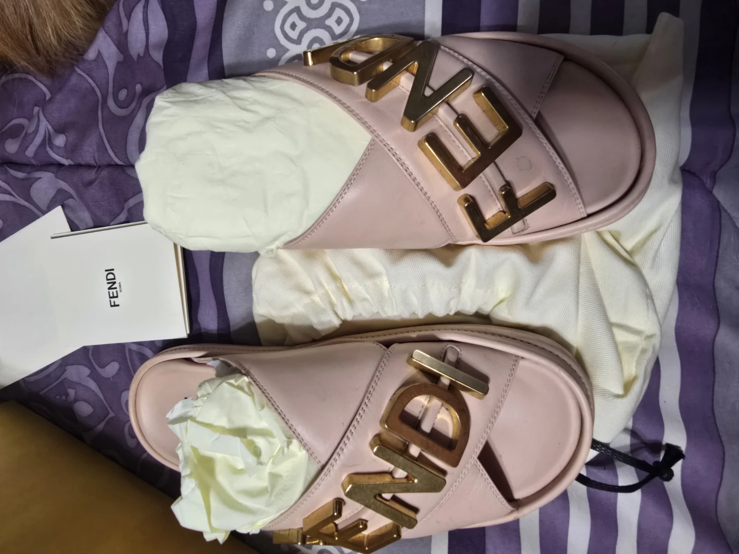 Fendi Pink Leather Slides - photo 4