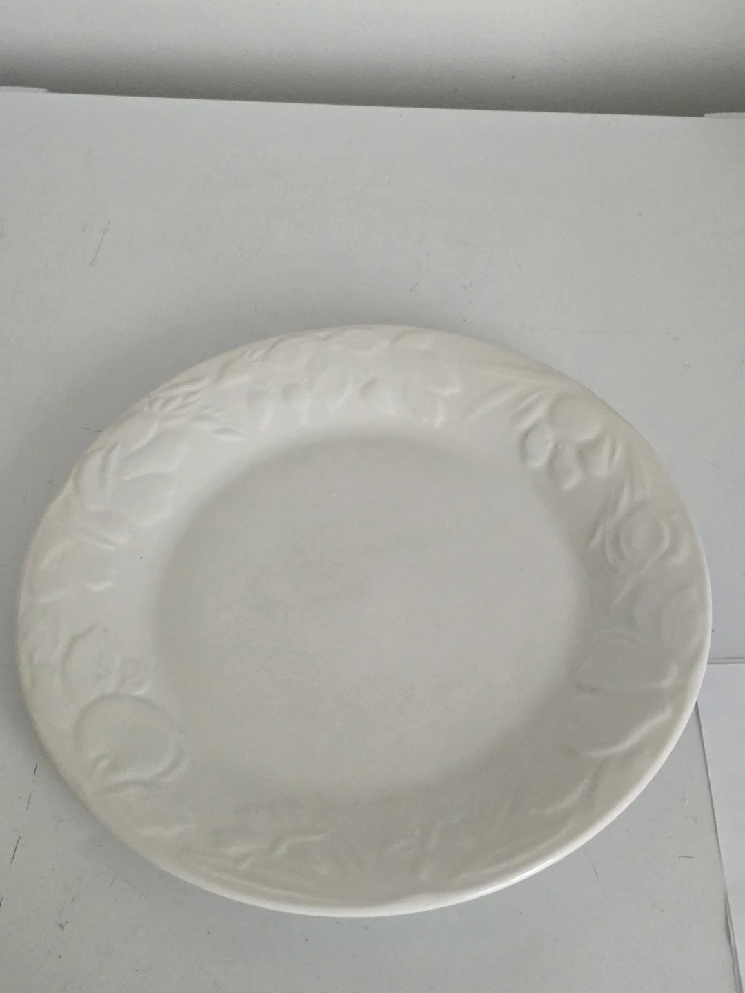 Ceramic 3 pièces plate and salad bowls. - photo 3