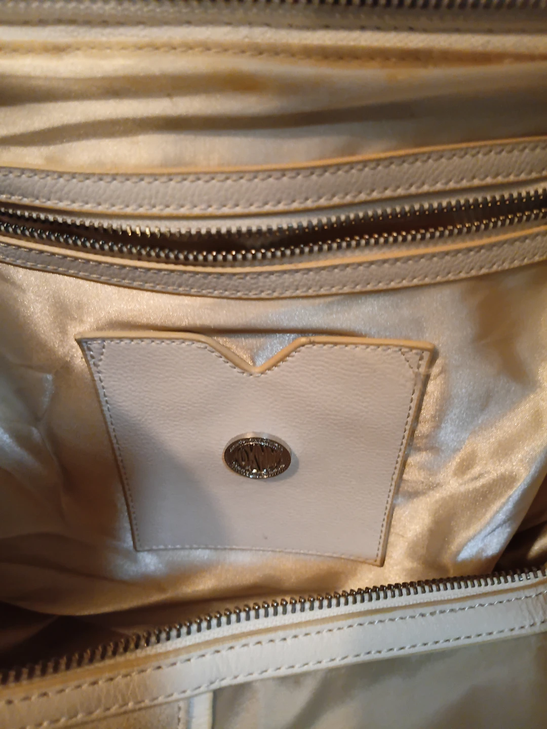 DKNY Cream Shoulder Bag - photo 2