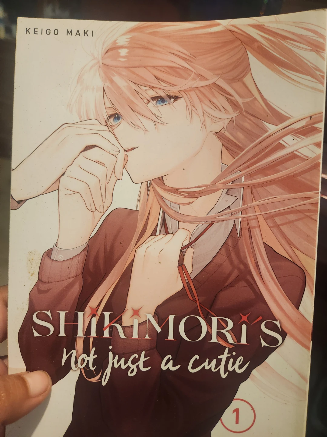 Shikimori's Not Just a Cutie Volume 1