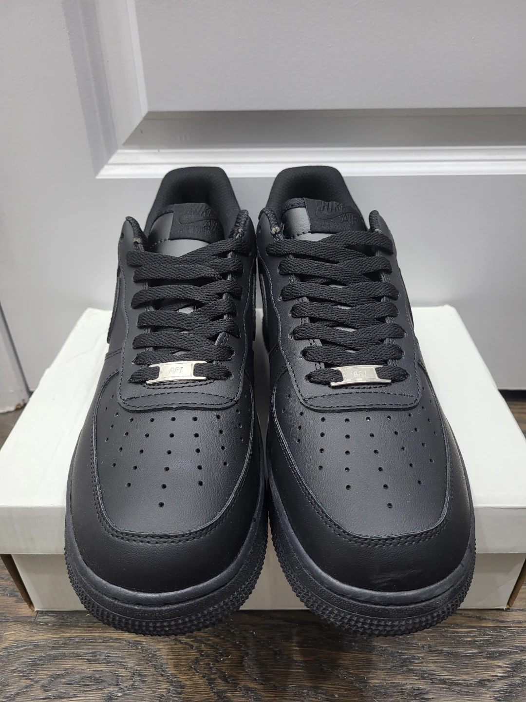 Nike Air Force 1 Black - photo 4