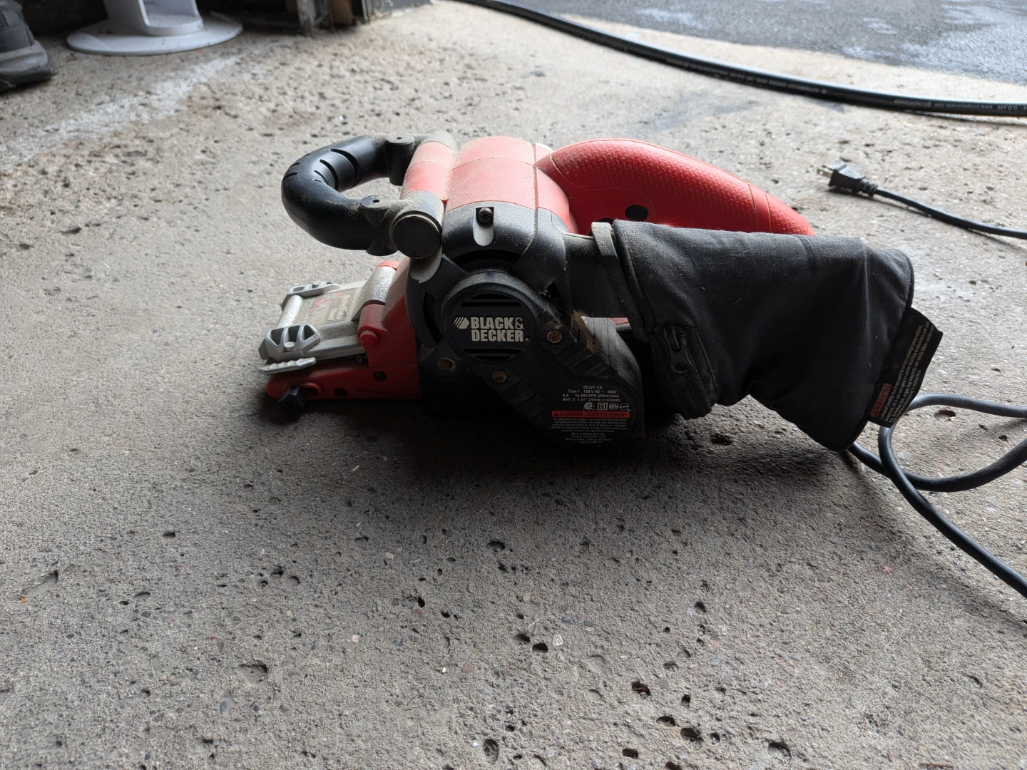 Black & Decker Belt Sander DS321-CA