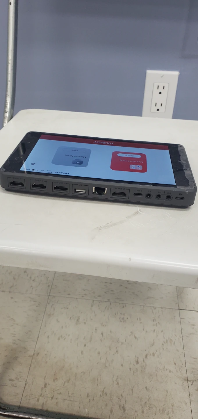 YOLOVIV Live Streaming Device - photo 2