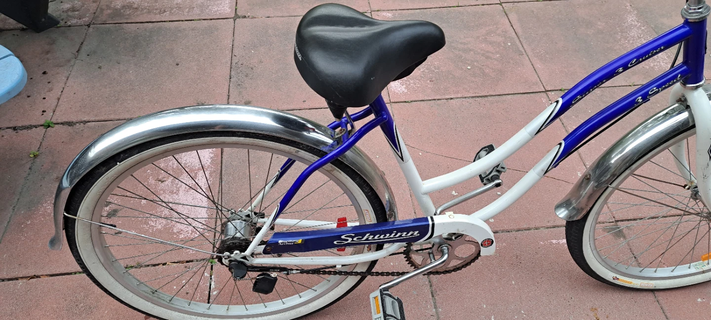 Schwinn Super 3 Cruiser Bicycle - photo 4
