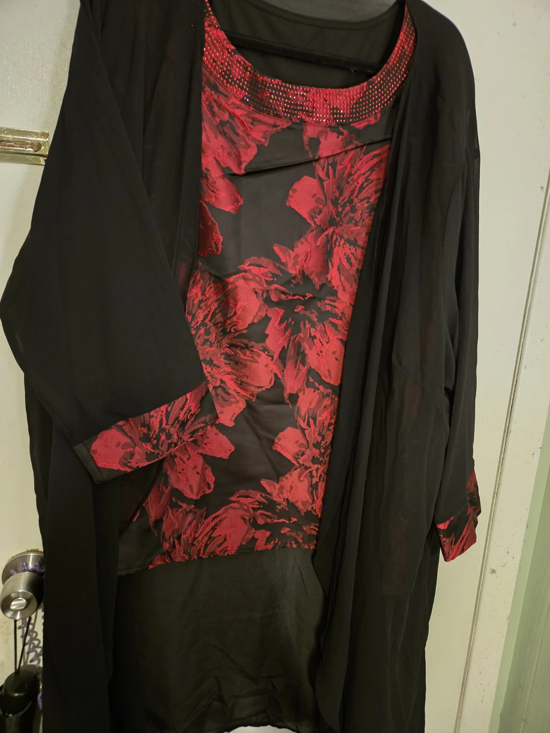 Plus 5XL Black and Red Floral Top - photo 2