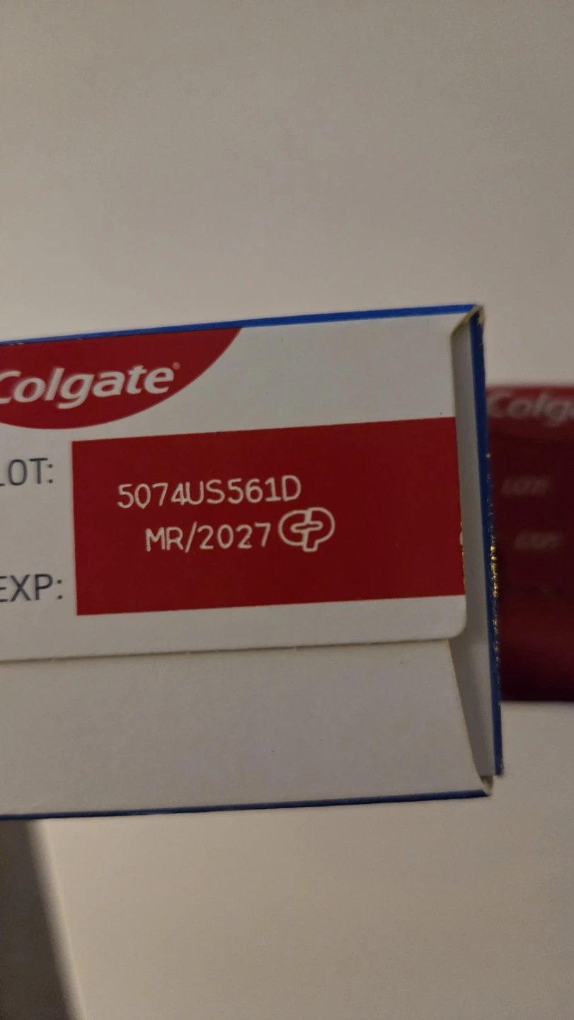 Colgate Total and Optic White Toothpaste Bundle - photo 4