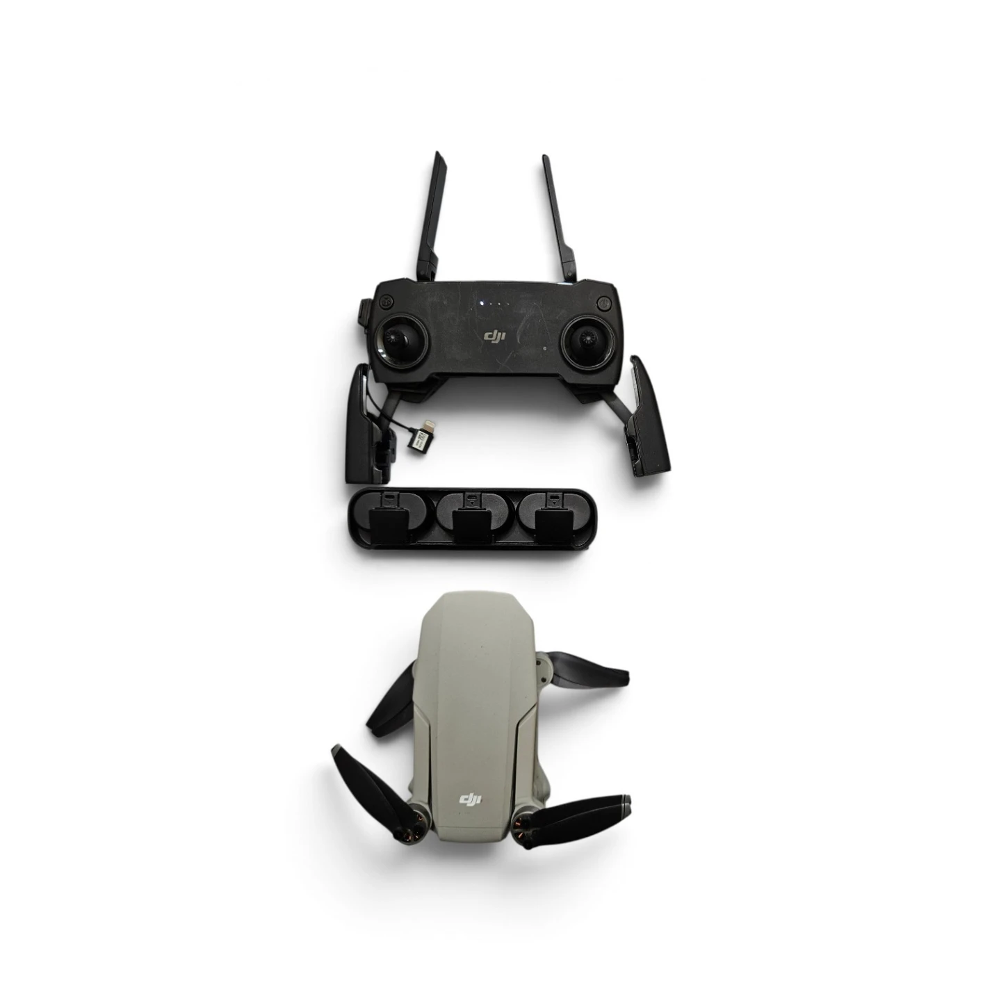 DJI Mavic Drone with Carrying Case - photo 2