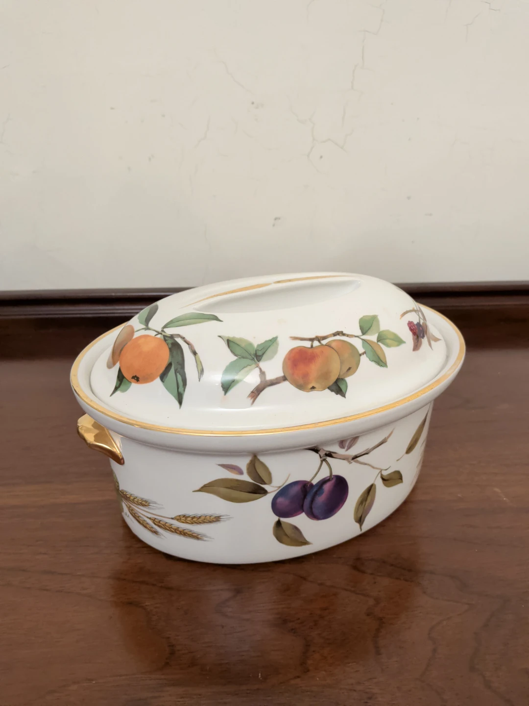 Royal Worcester Evesham Casserole Dish