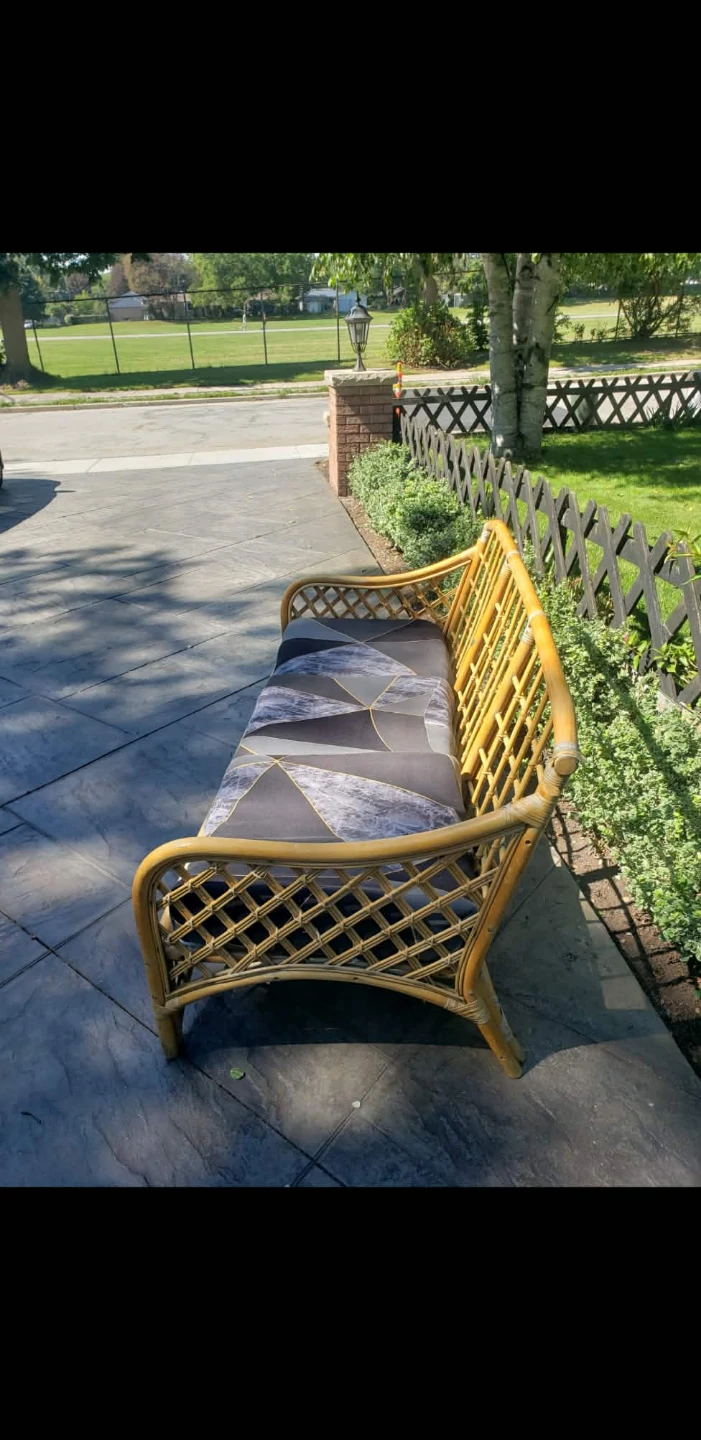 Vintage Rattan Three-Seater Sofa - photo 2
