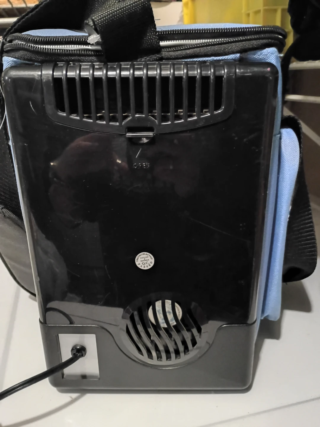 Koolatron soft-sided electric cooler - photo 4