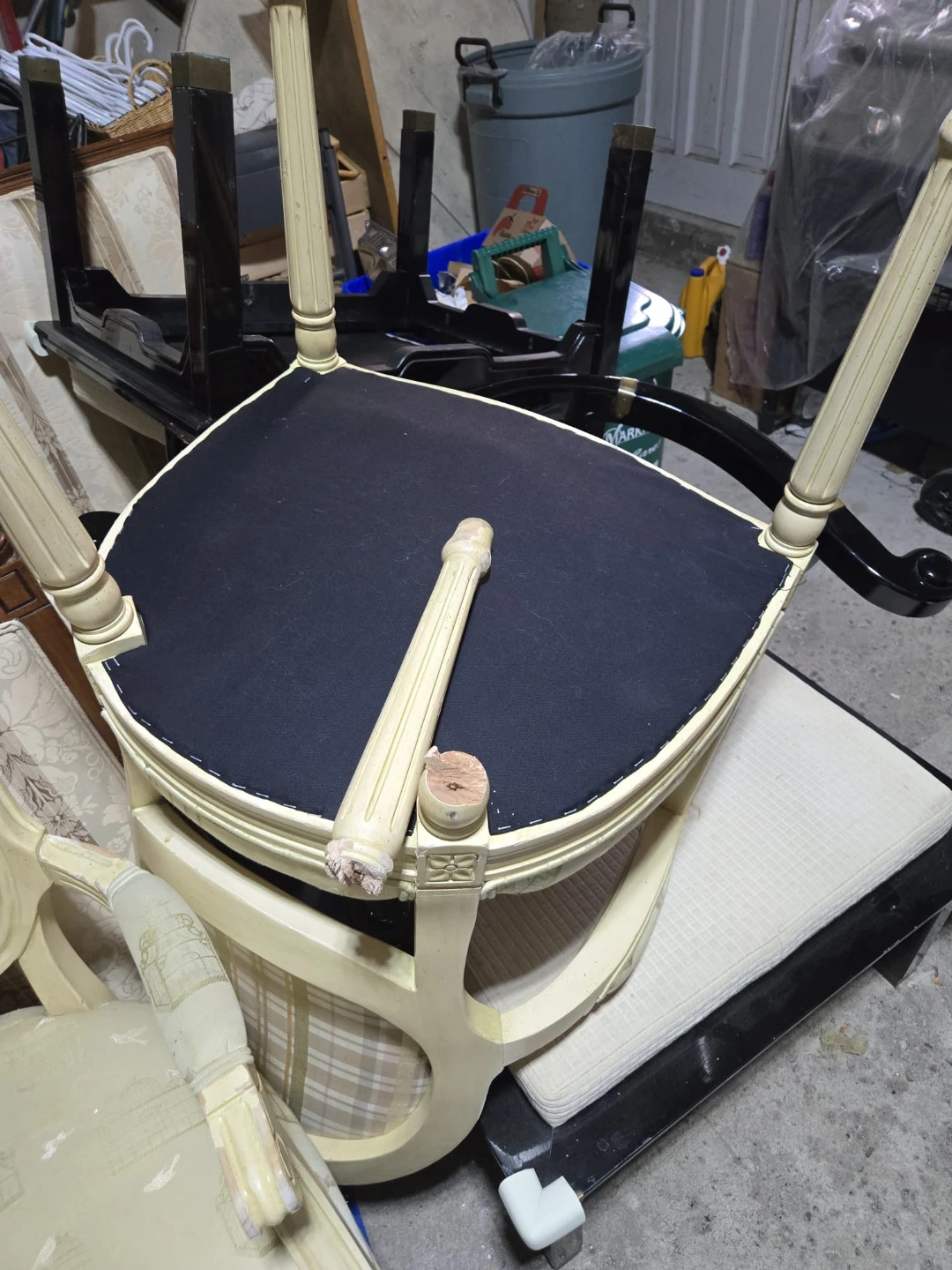 Set of 4 Upholstered Armchairs - photo 5