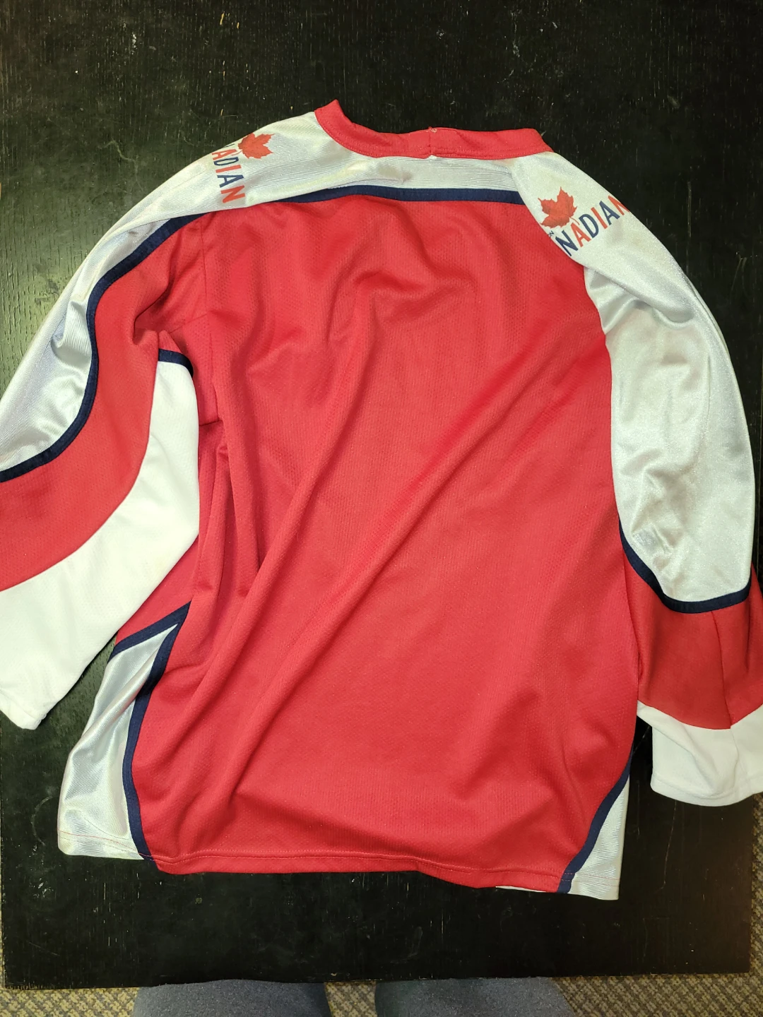 Molson Canadian XXL hockey sweater Like NEW condition - photo 5