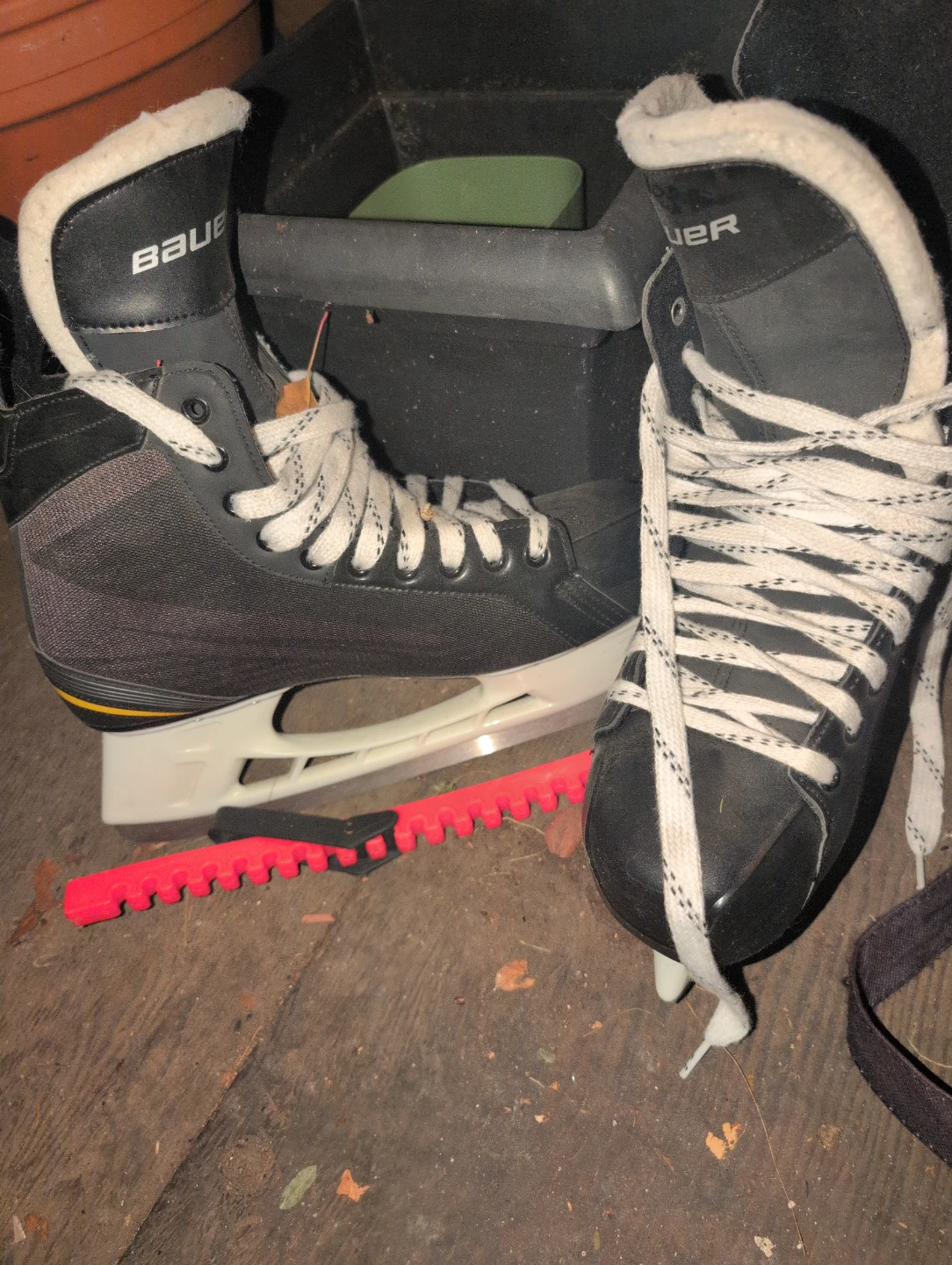 Bauer Hockey Skates Size 13 men's - photo 3