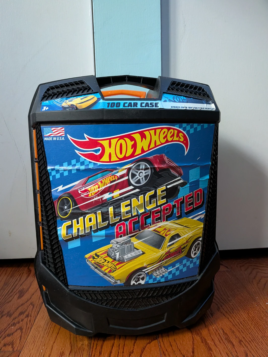 Hot Wheels 100 Car Carrying Case (with wheels and handle)