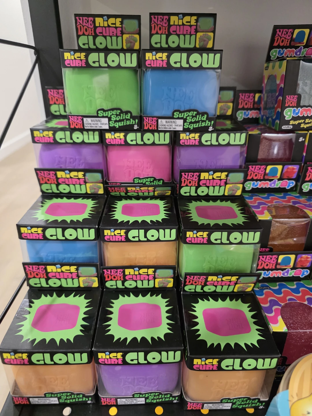 NeeDoh and Mystery Squishy Toys - photo 2