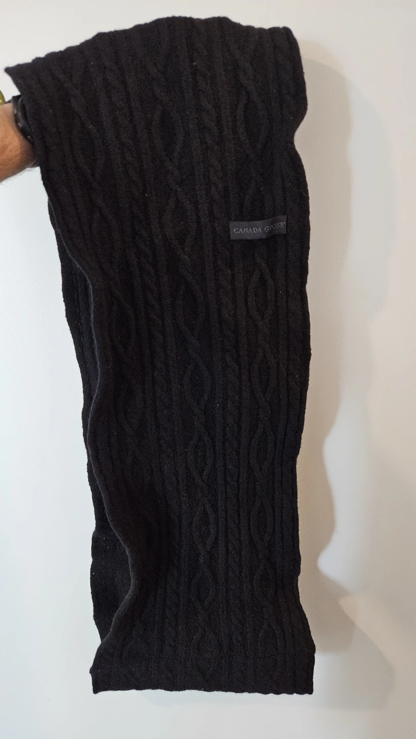 Canada Goose Black Cable Knit Scarf - photo 2