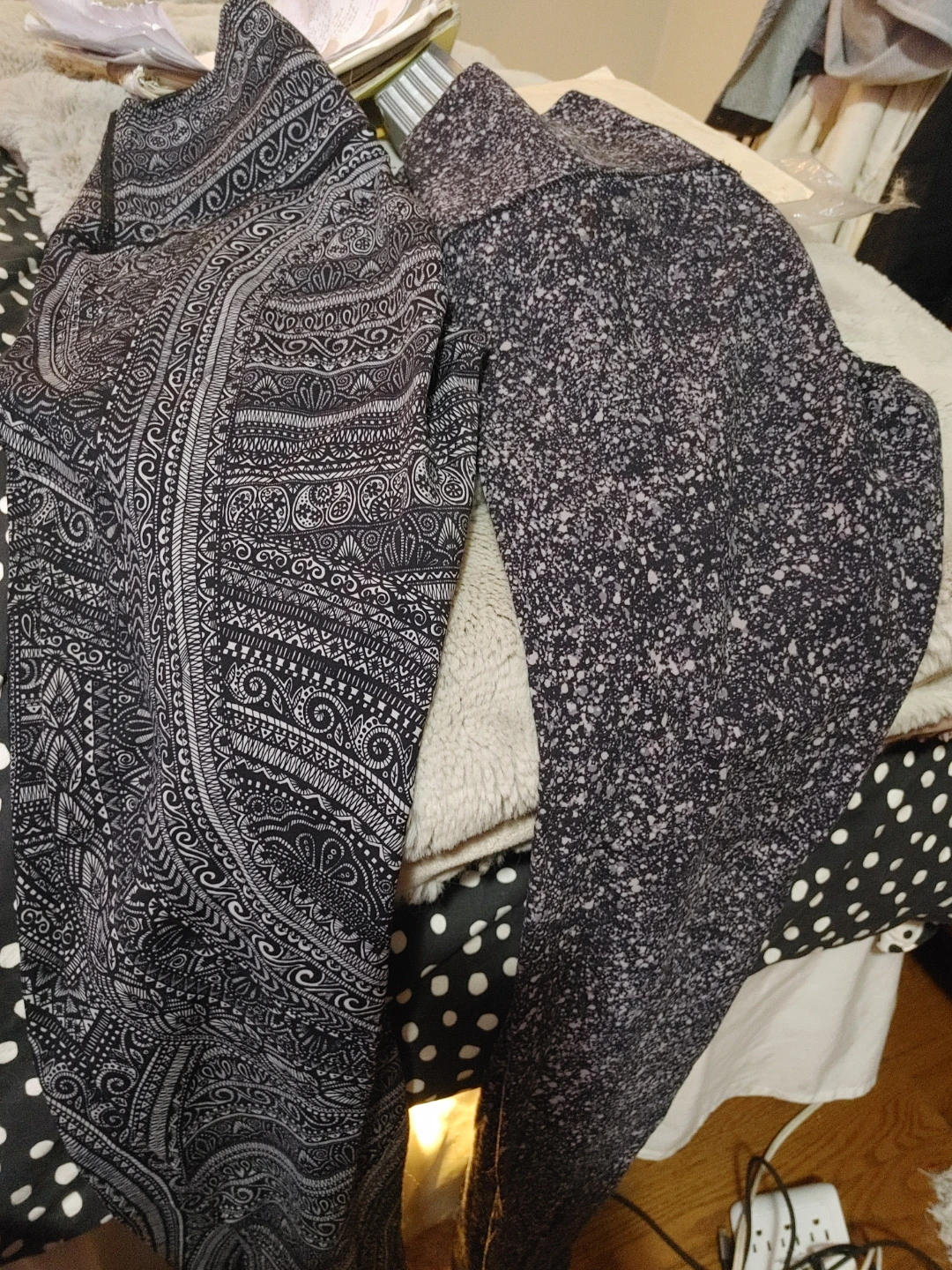 Two pairs of lulu leggings