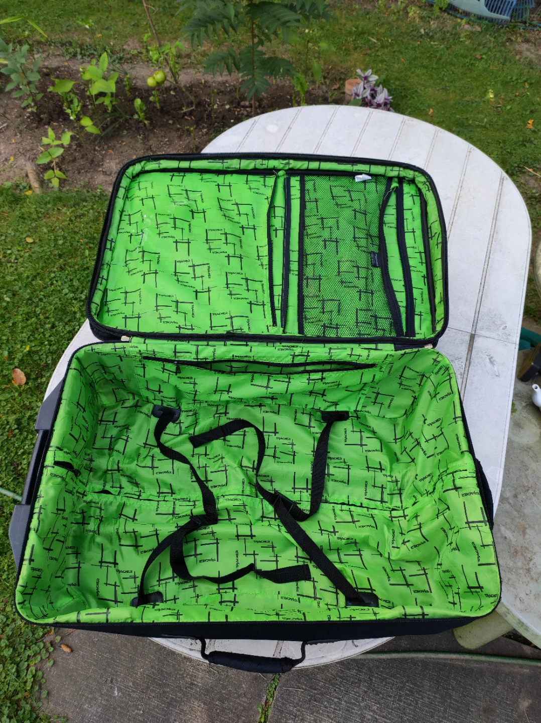 Tracker Rolling Luggage Suitcase - photo 5