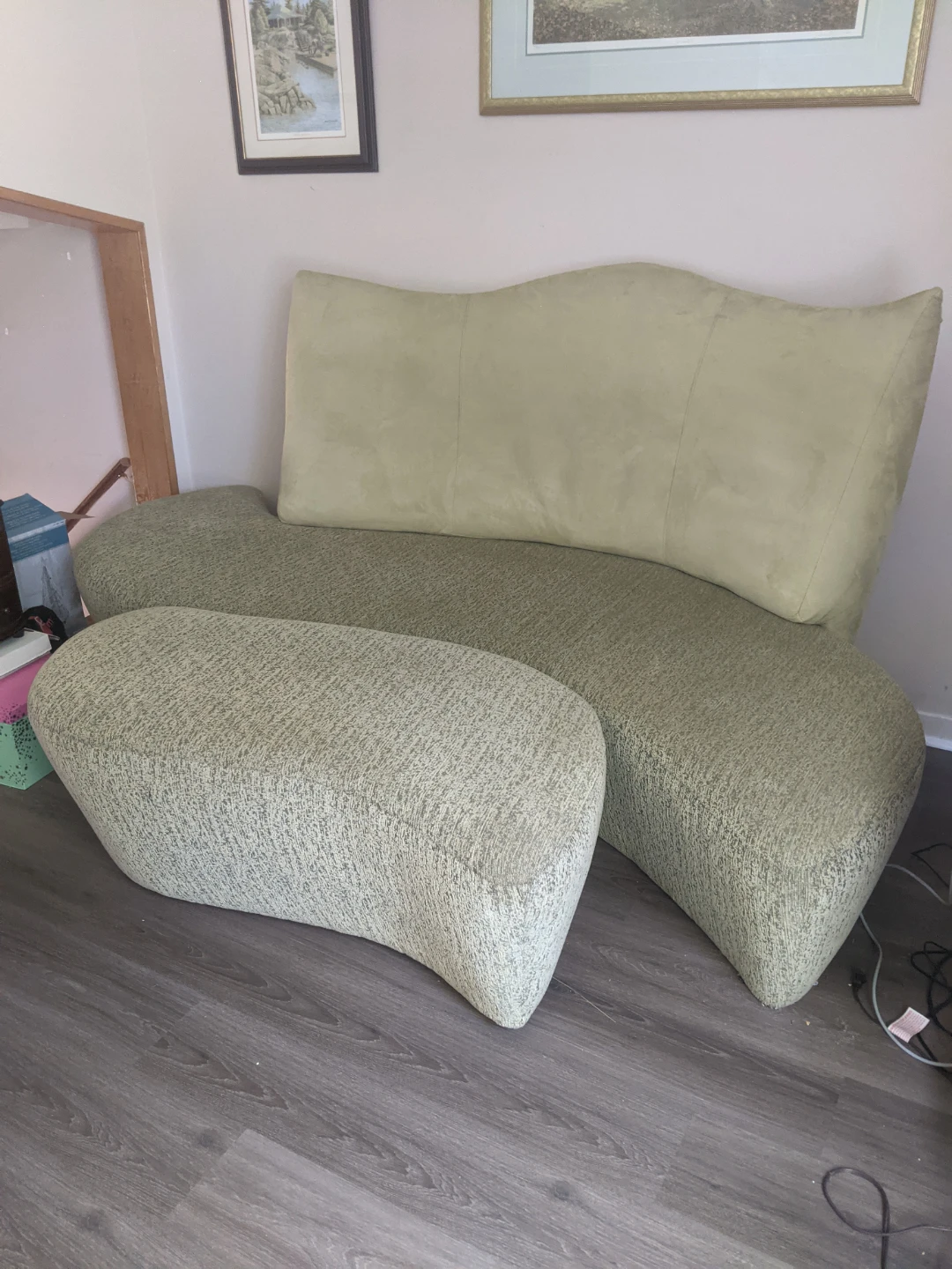 Curved Settee Sofa with Ottoman