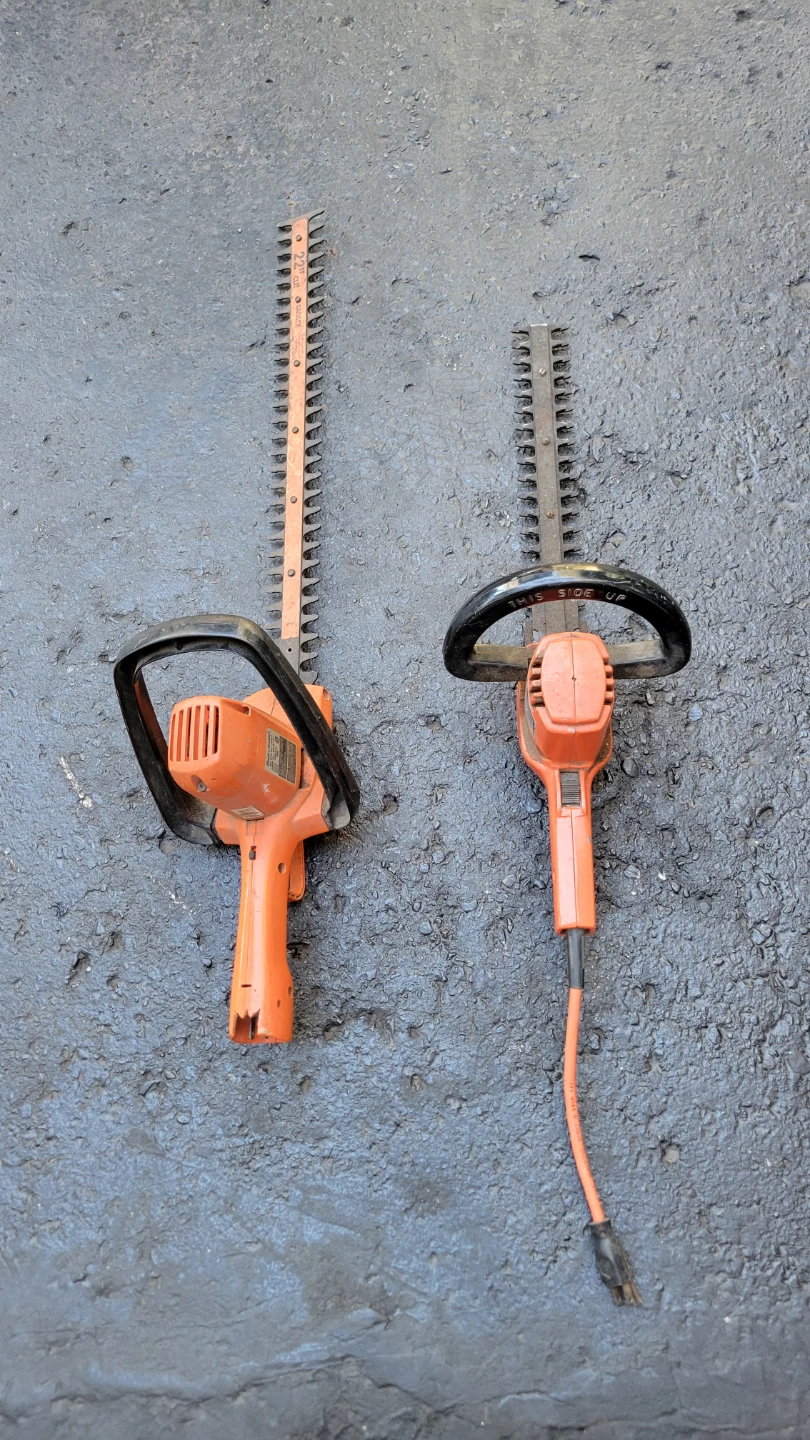 Black & Decker 14"& 22 inch Hedge Trimmers