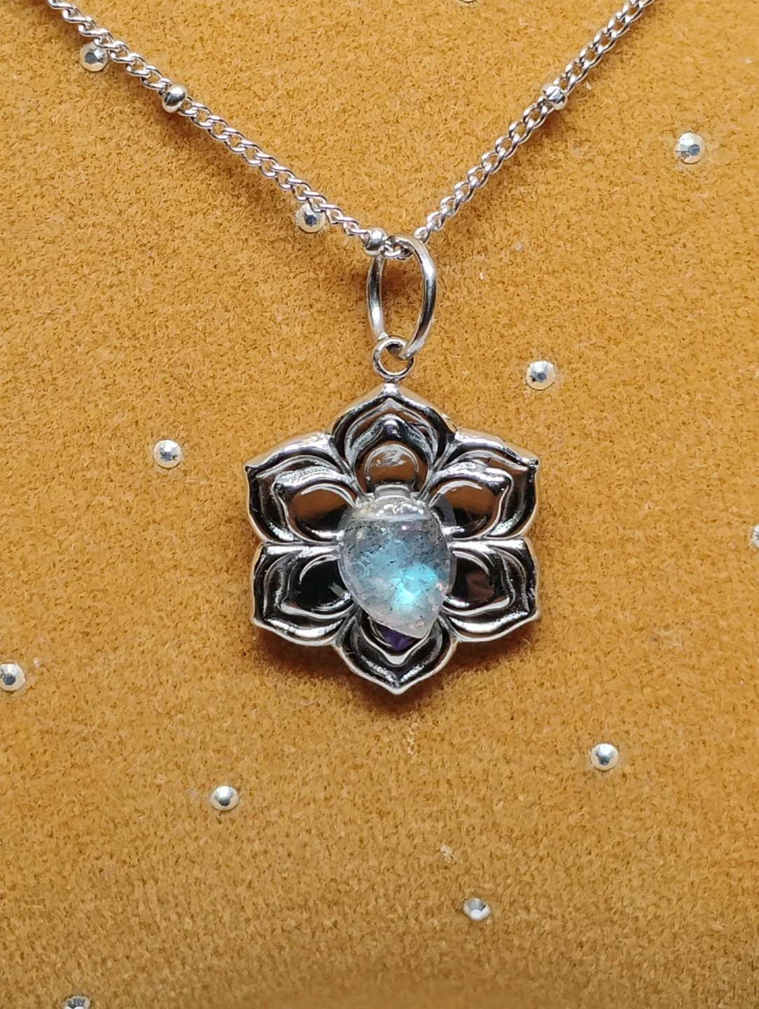 Labradorite Flower Pendant Necklace - photo 2