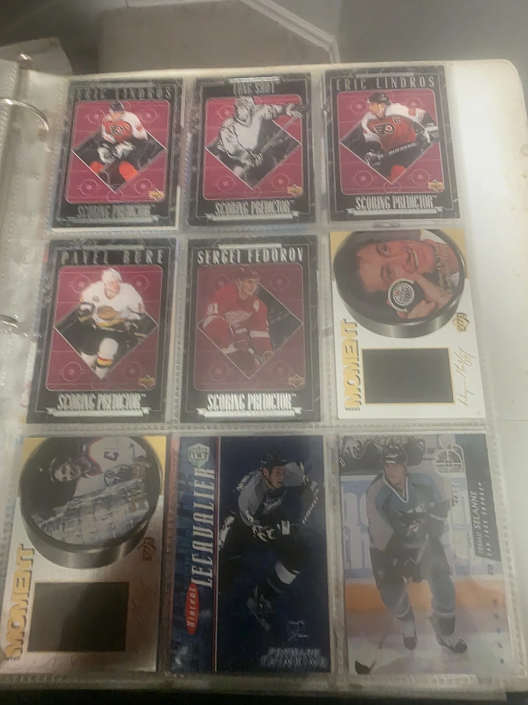 Collection of NHL Hockey Trading Cards in Binder - photo 5