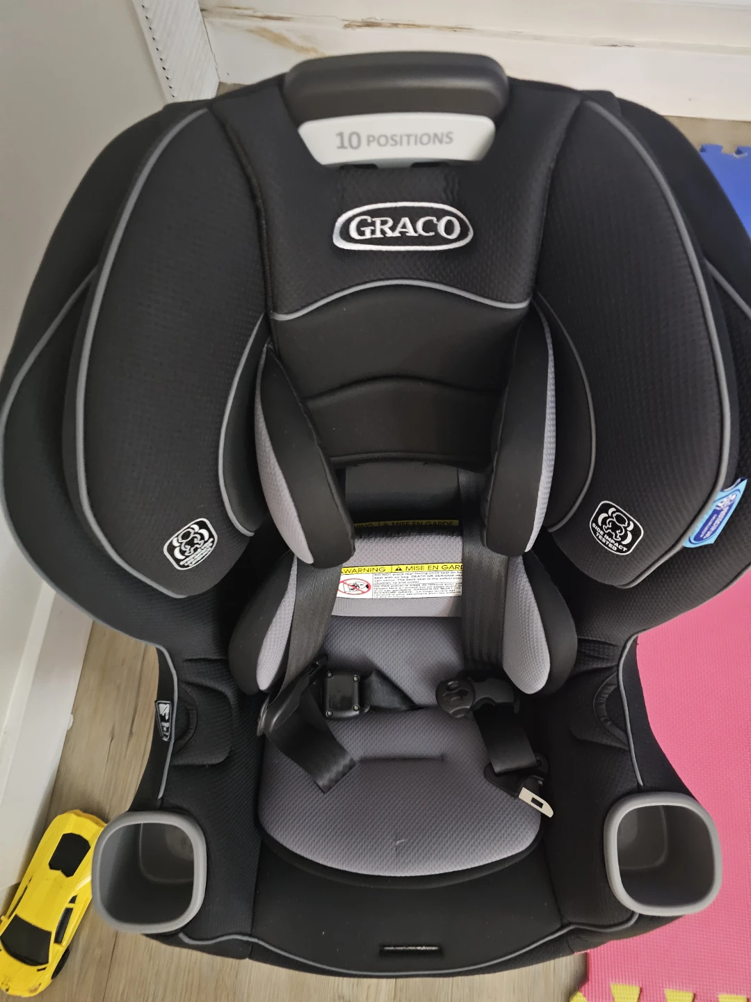 Graco Extend2Fit Convertible Car Seat
