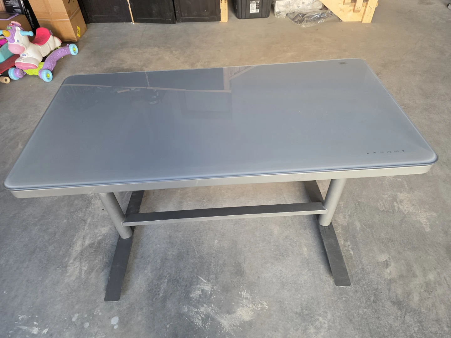 Tresanti adjustable Standing Desk with Glass Top - photo 4