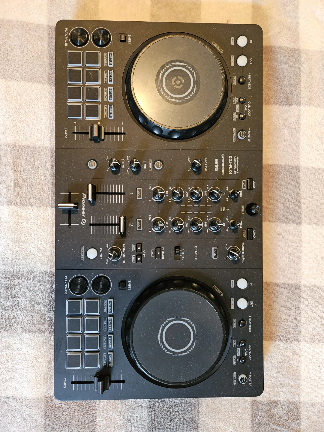 Pioneer DJ DDJ-FLX4 DJ Controller