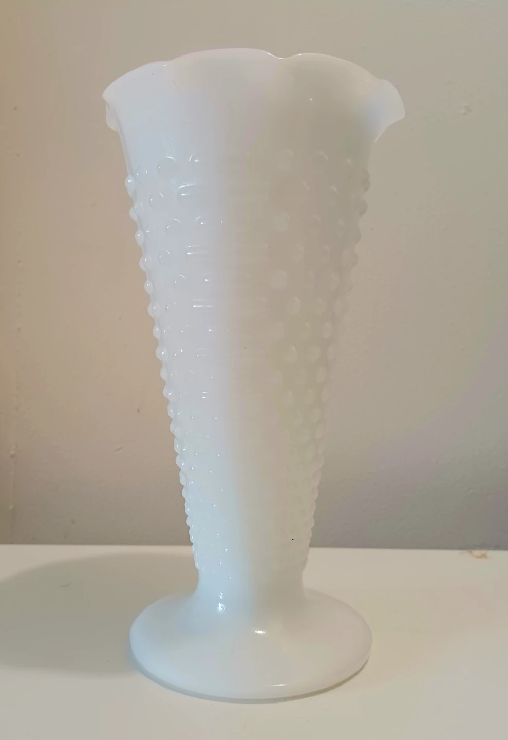 Vtg Trumpet Anchor Hocking Hobnail Vase