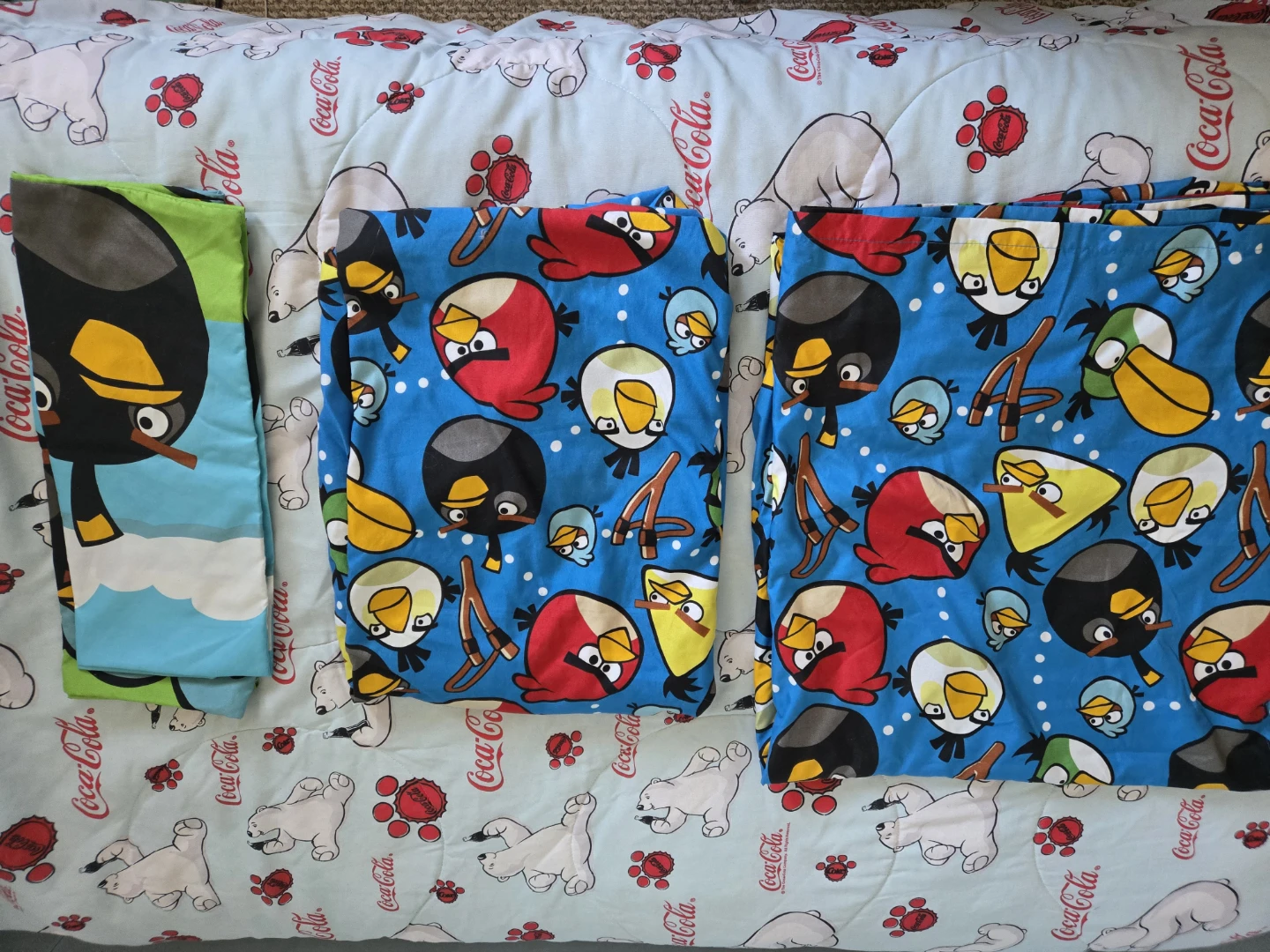 ANGRY BIRDS SHEETS * Four (4) Piece Set * Full/DOUBLE