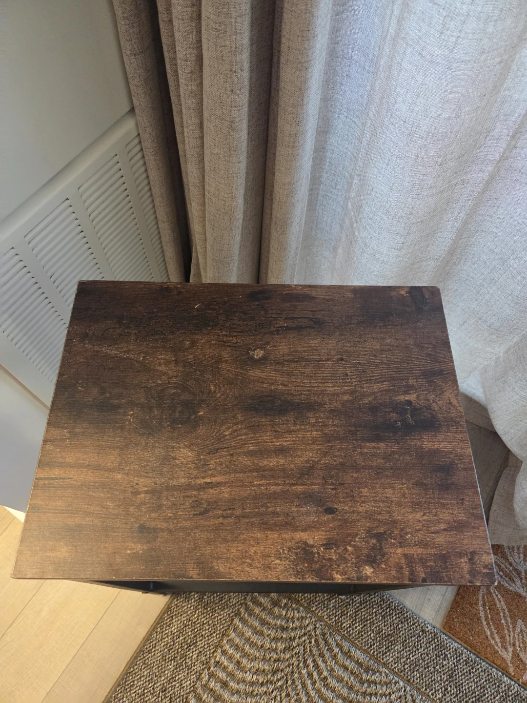 Rustic Faux Wood Finish Side Table - photo 3