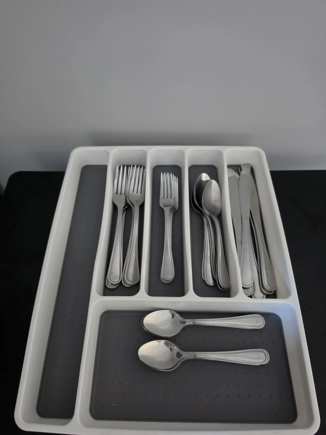 Cutlery Tray with Organizer
