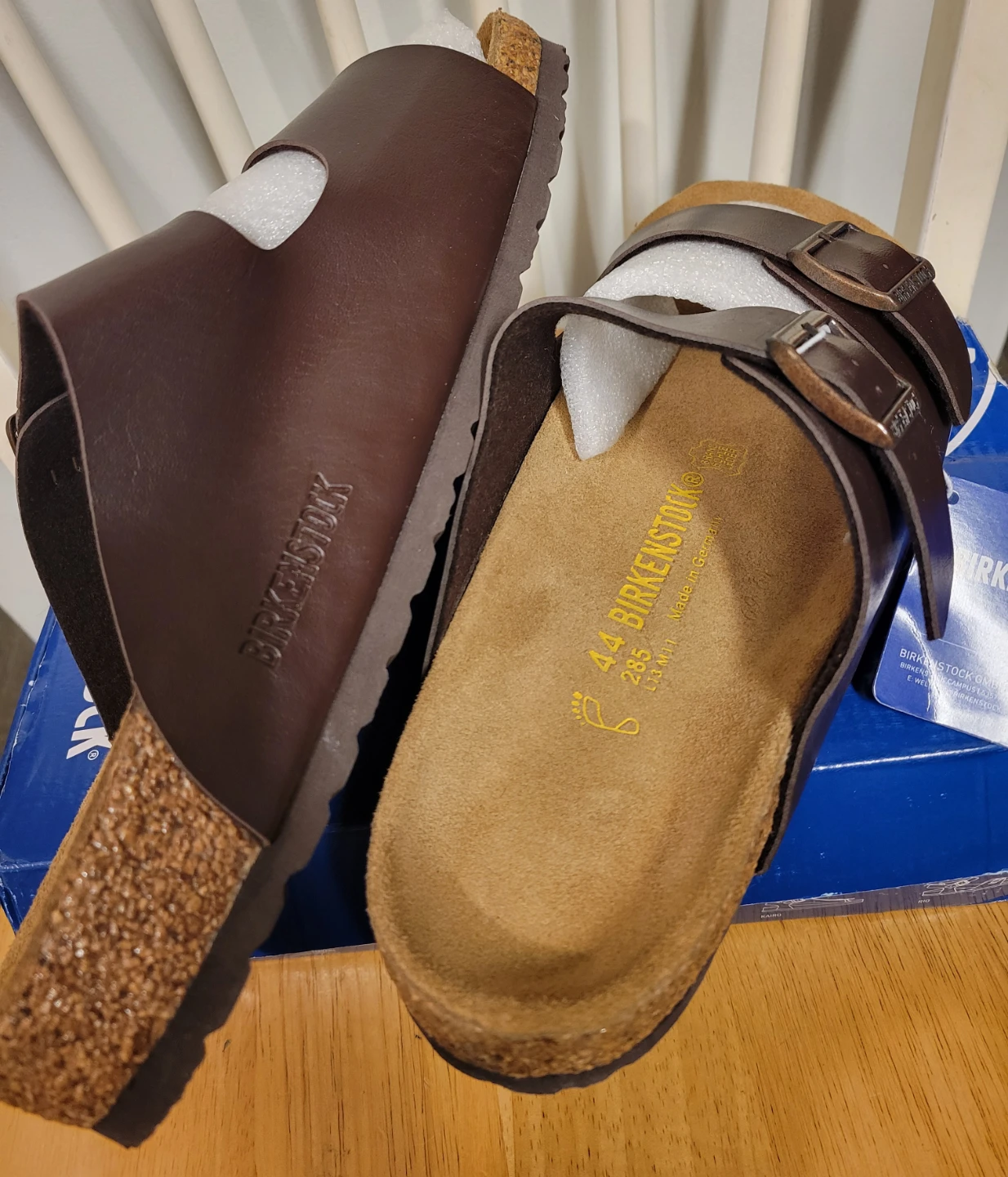 NEW Birkenstock Men’s Arizona Sandals Brown Size 44 / 11 - photo 3