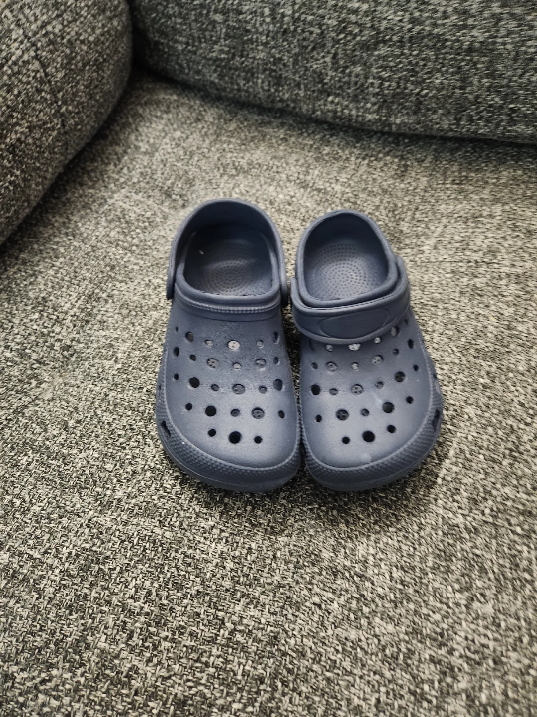 Navy Blue Clogs Sandals, Kids size 11 - photo 2