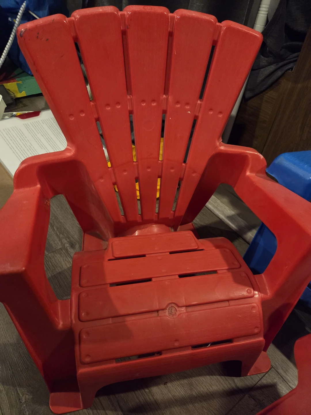 Little Tikes plastic kids chairs (set of 3) - photo 2