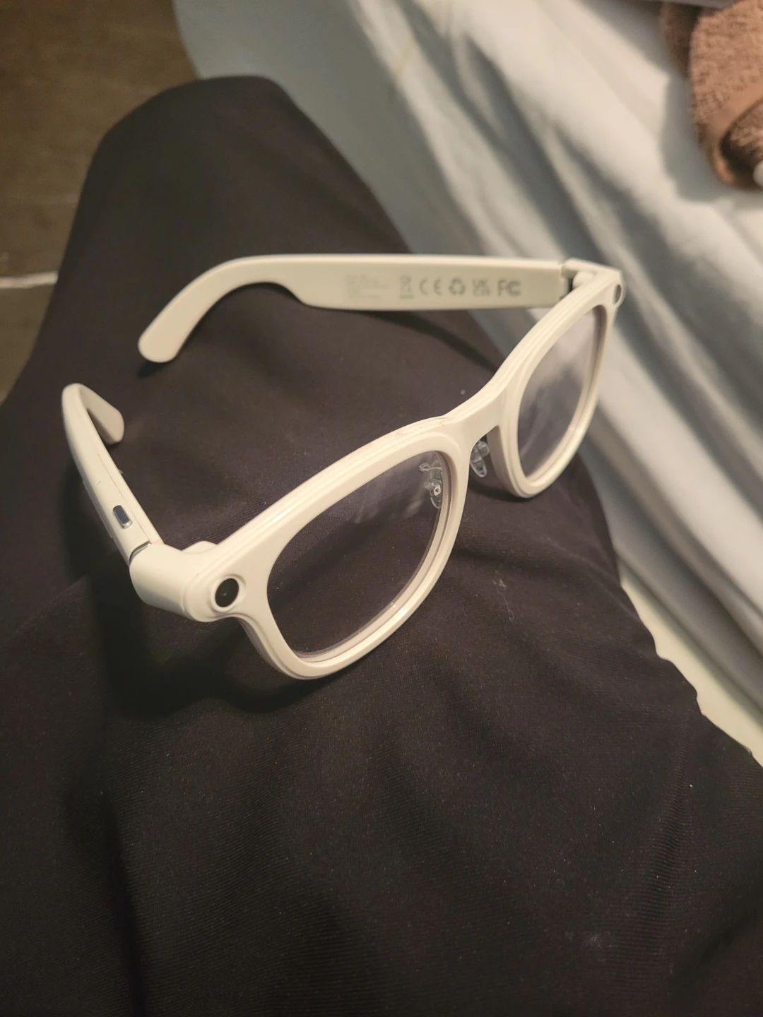 X01 Smart Glasses - White lowering today