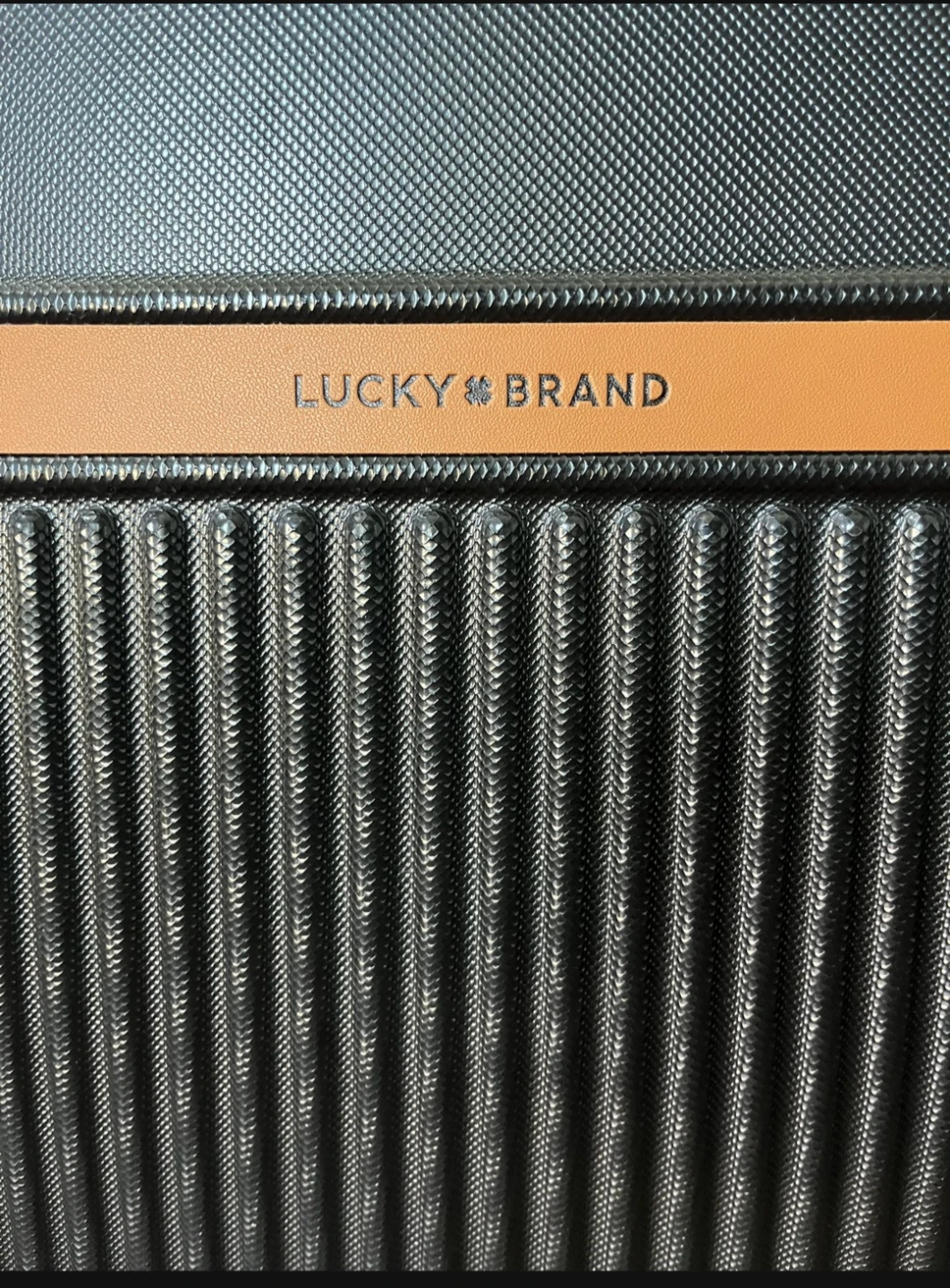LUCKY BRAND SUITCASE 32” x 22 - photo 2