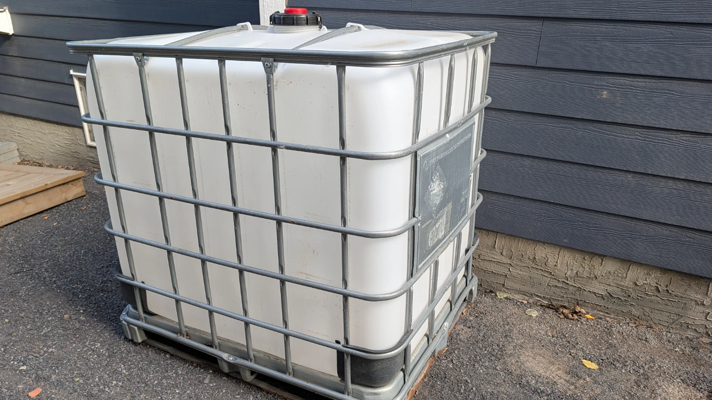 1050L IBC Water Tank - photo 2