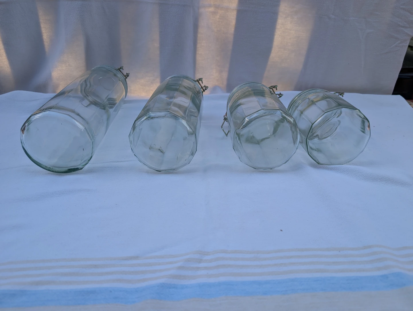 4 piece glass canister set - photo 4