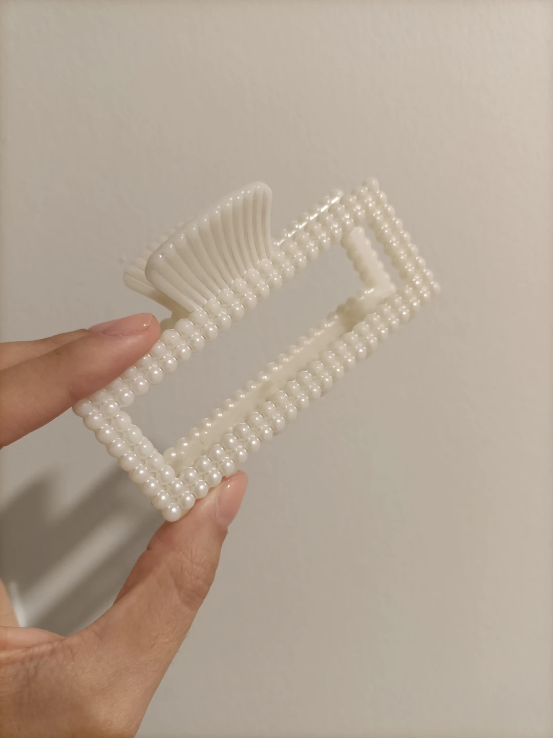 White Faux Pearl Rectangular Hair Claw 🏈
