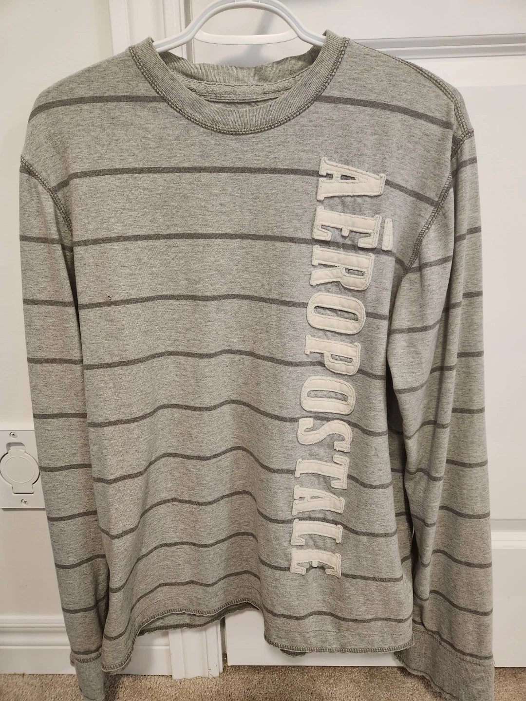 American Eagle Outfitters Graphic T-Shirt - photo 3