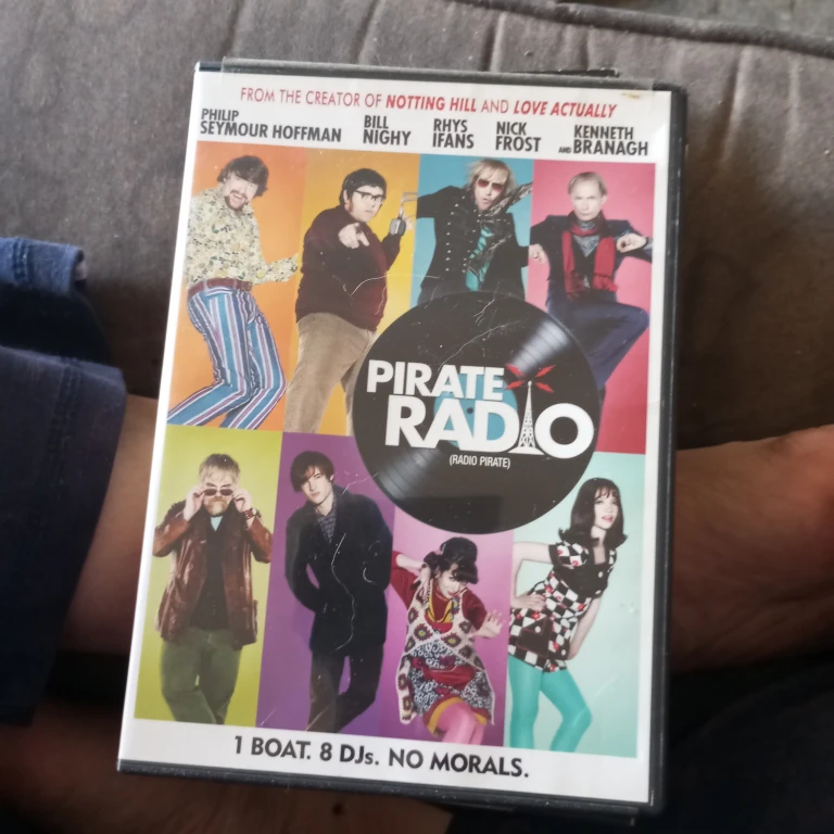 pre-owned DVD Movies - photo 4