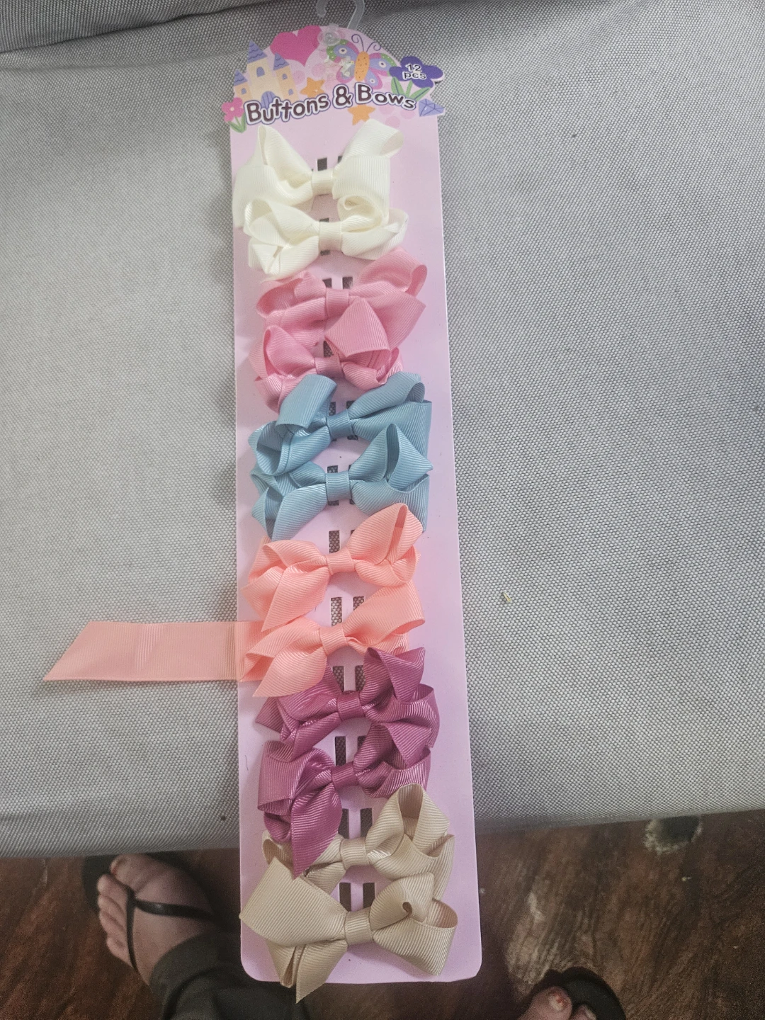 Buttons & Bows hair clips, 12 pieces