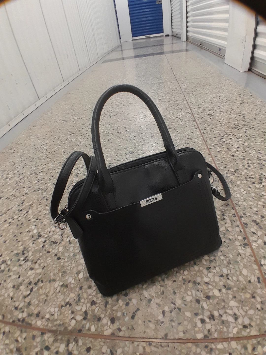 Black ROOTS Handbag Mini Style - photo 4