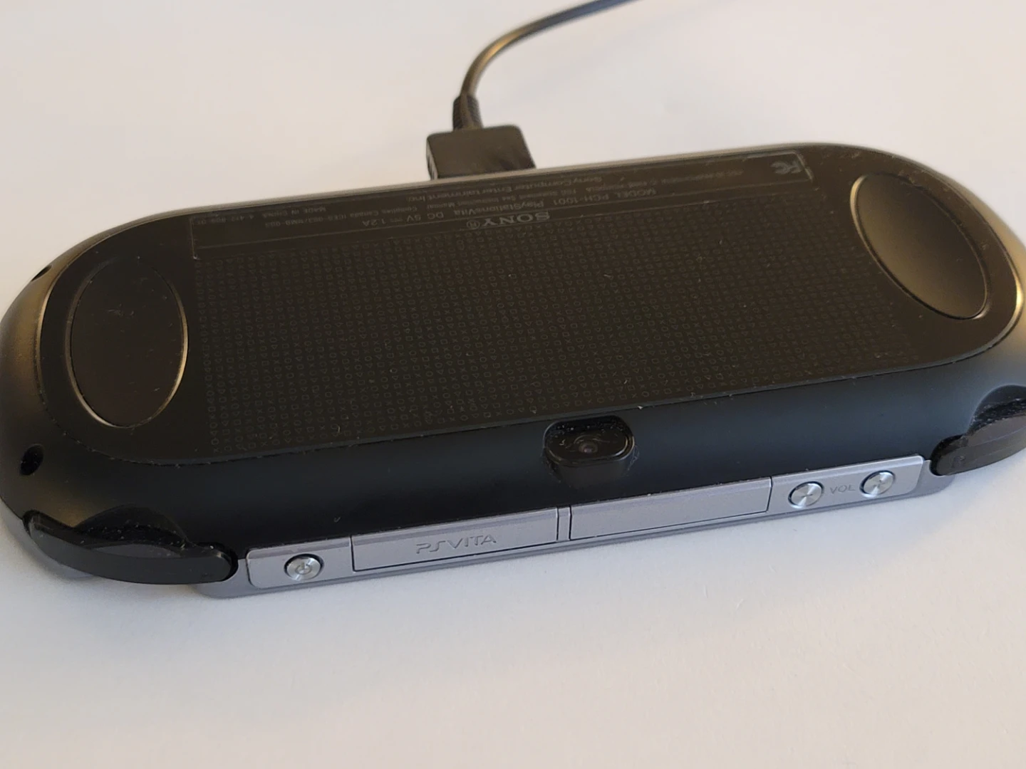 Sony PlayStation Vita PCH-1001 Handheld Console - photo 4