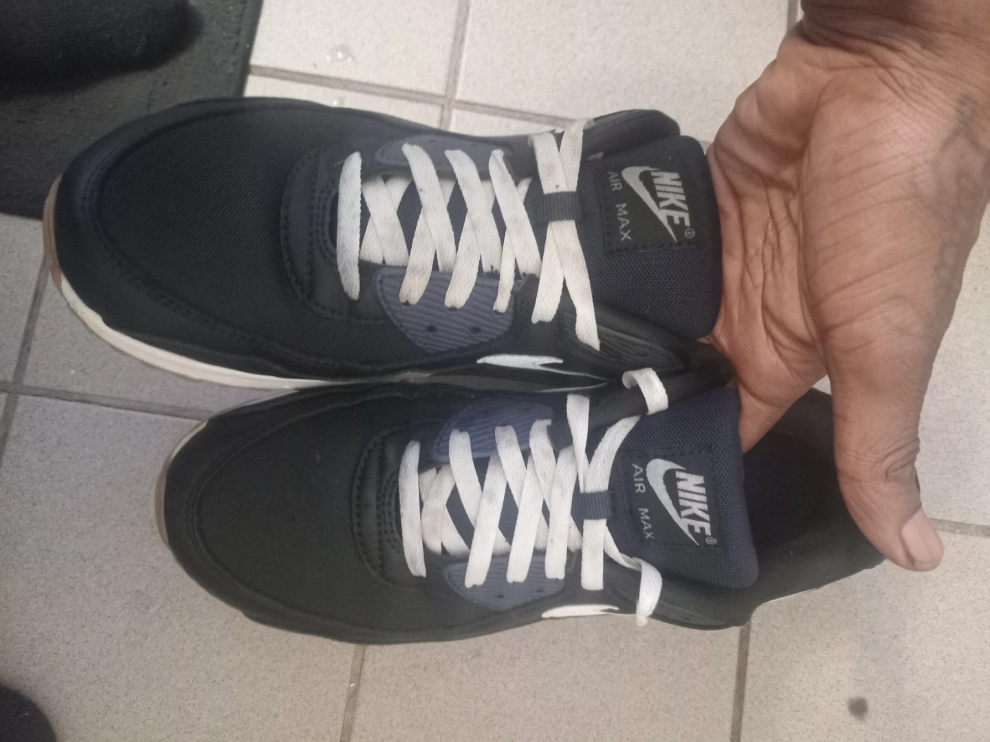 Size 11 nike air max - photo 4
